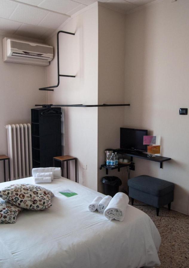 Hotel Cappello Cesena Ngoại thất bức ảnh
